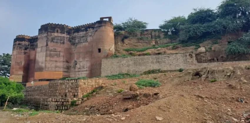 Kans Qila Mathura: History, Visiting Timings, Entry Details, Location and Complete Guide